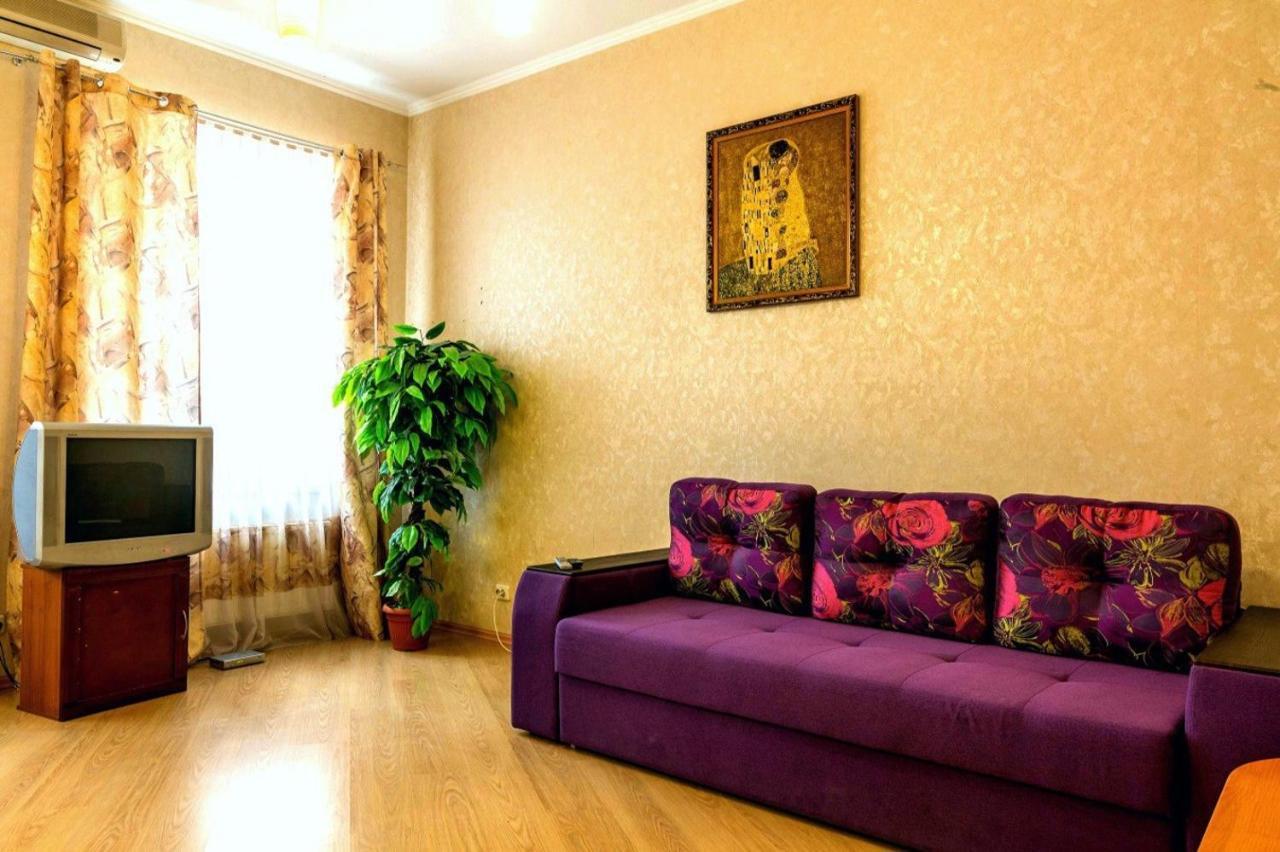 Large Apartment In The Center Dnipro Exterior foto