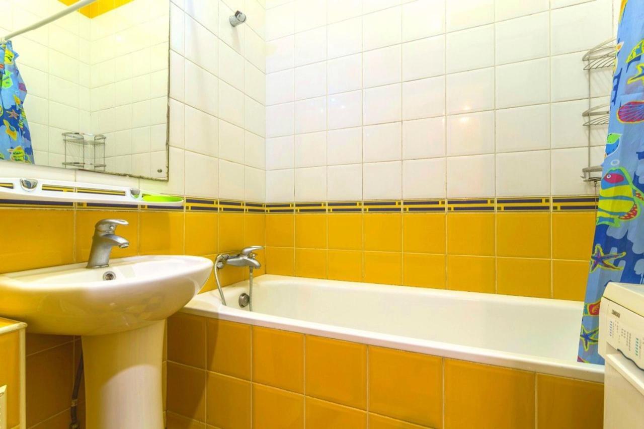 Large Apartment In The Center Dnipro Exterior foto
